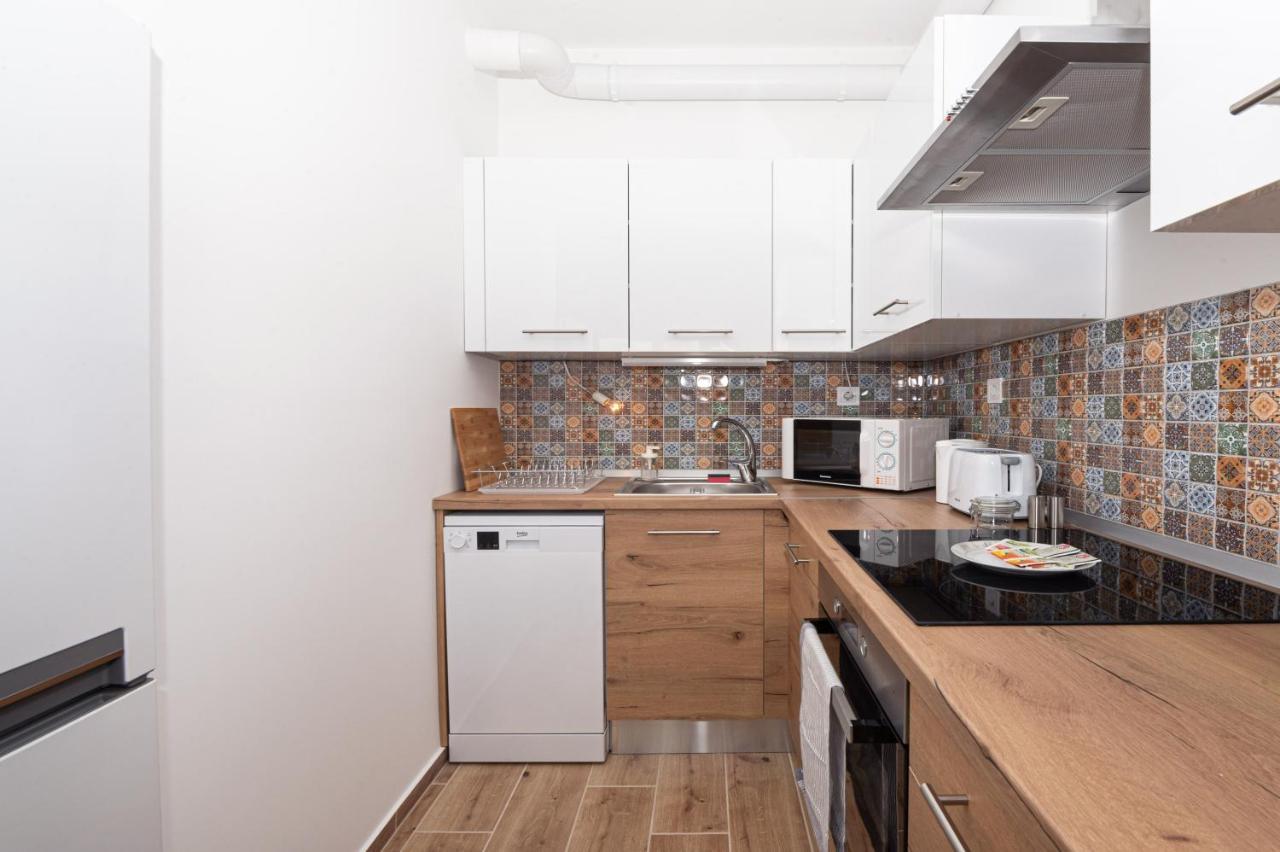 Waterfront City Apartments By Urbanrent Budapest Bagian luar foto