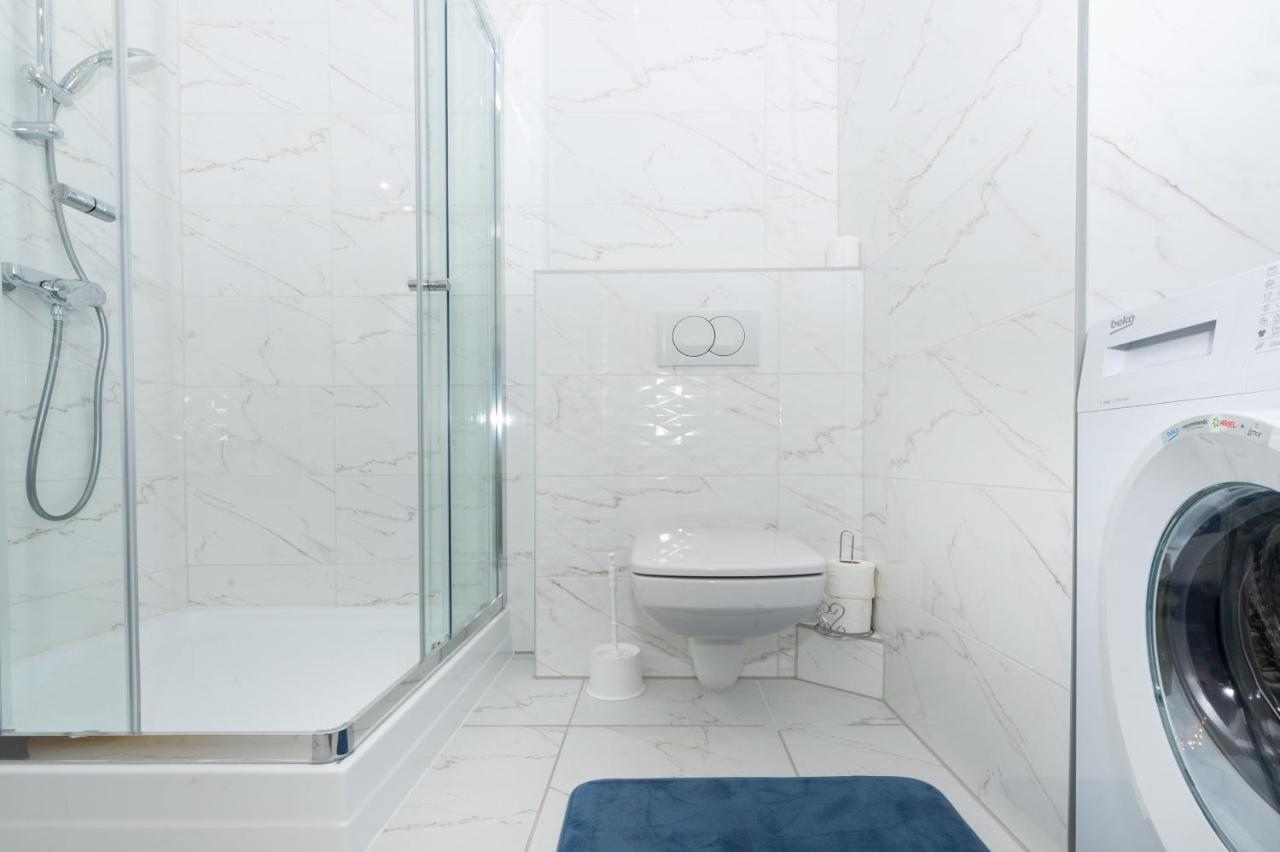 Waterfront City Apartments By Urbanrent Budapest Bagian luar foto