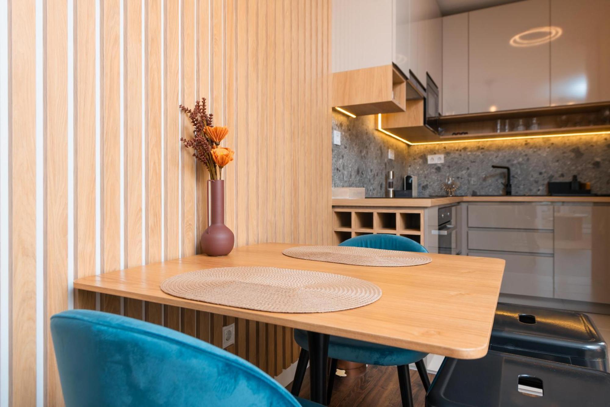 Waterfront City Apartments By Urbanrent Budapest Bagian luar foto
