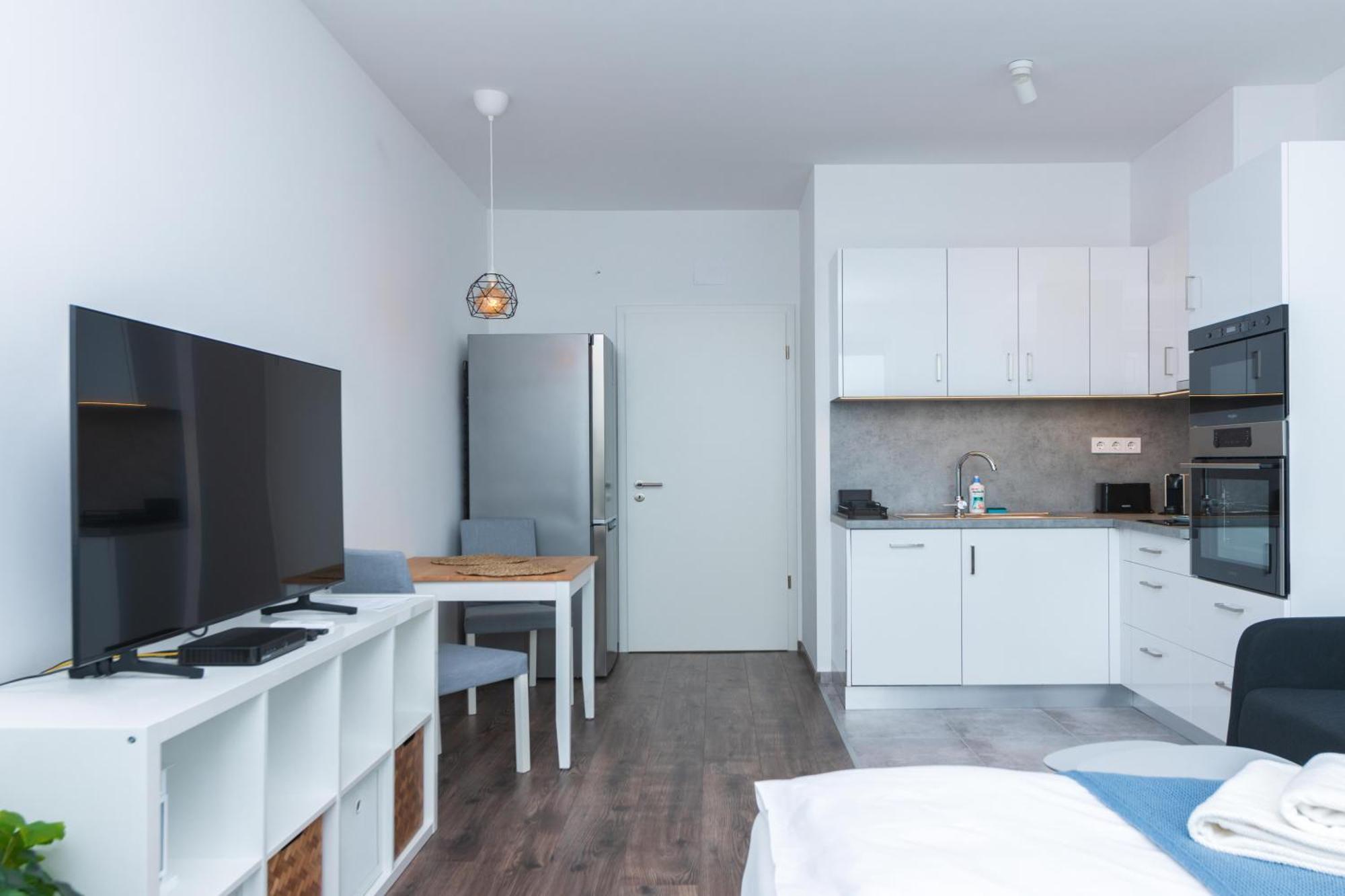 Waterfront City Apartments By Urbanrent Budapest Bagian luar foto