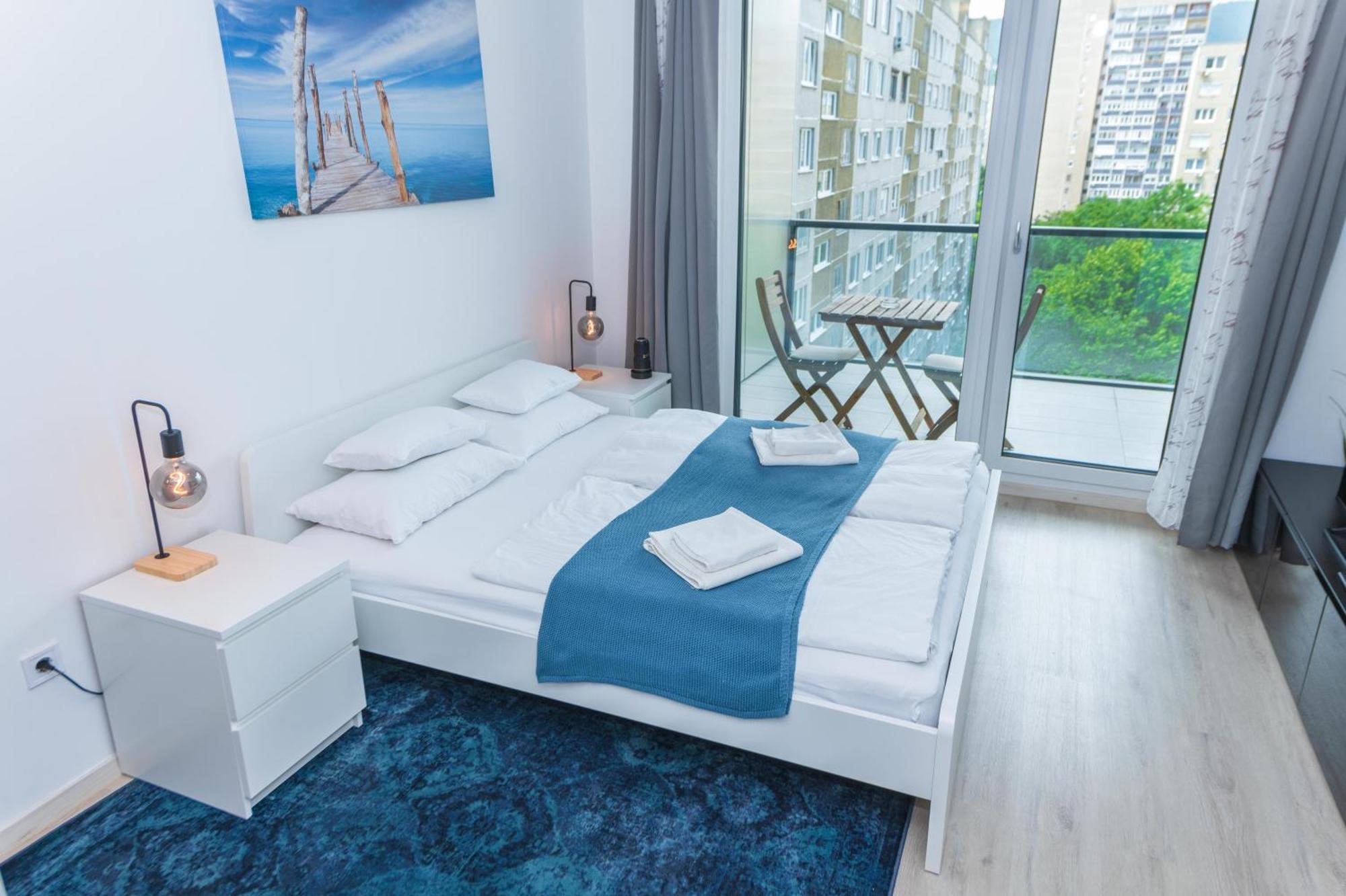 Waterfront City Apartments By Urbanrent Budapest Bagian luar foto